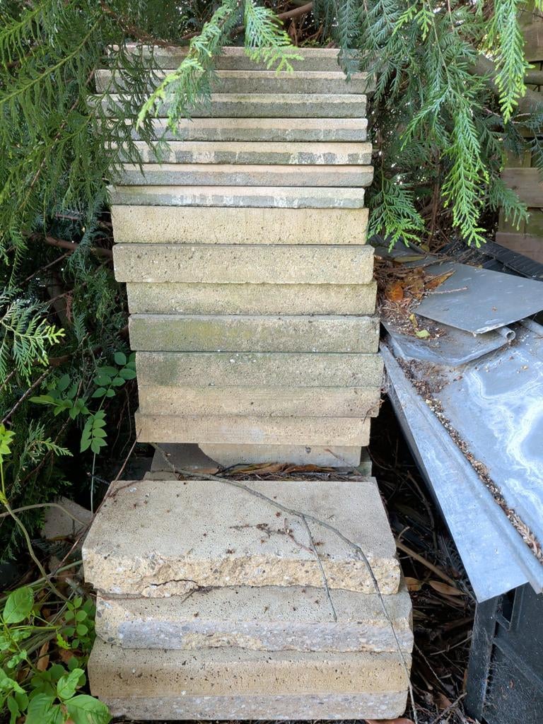 Diverse tegels 50x50 cm ongeveer 20 stuks, Tuin en Terras, Ophalen, Gebruikt