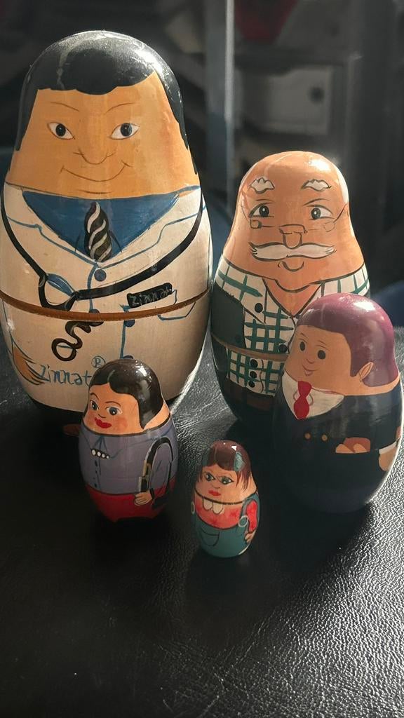 matroesjka ,baboesjka ,russisch stapelpopjes,vintage Arts, Verzenden