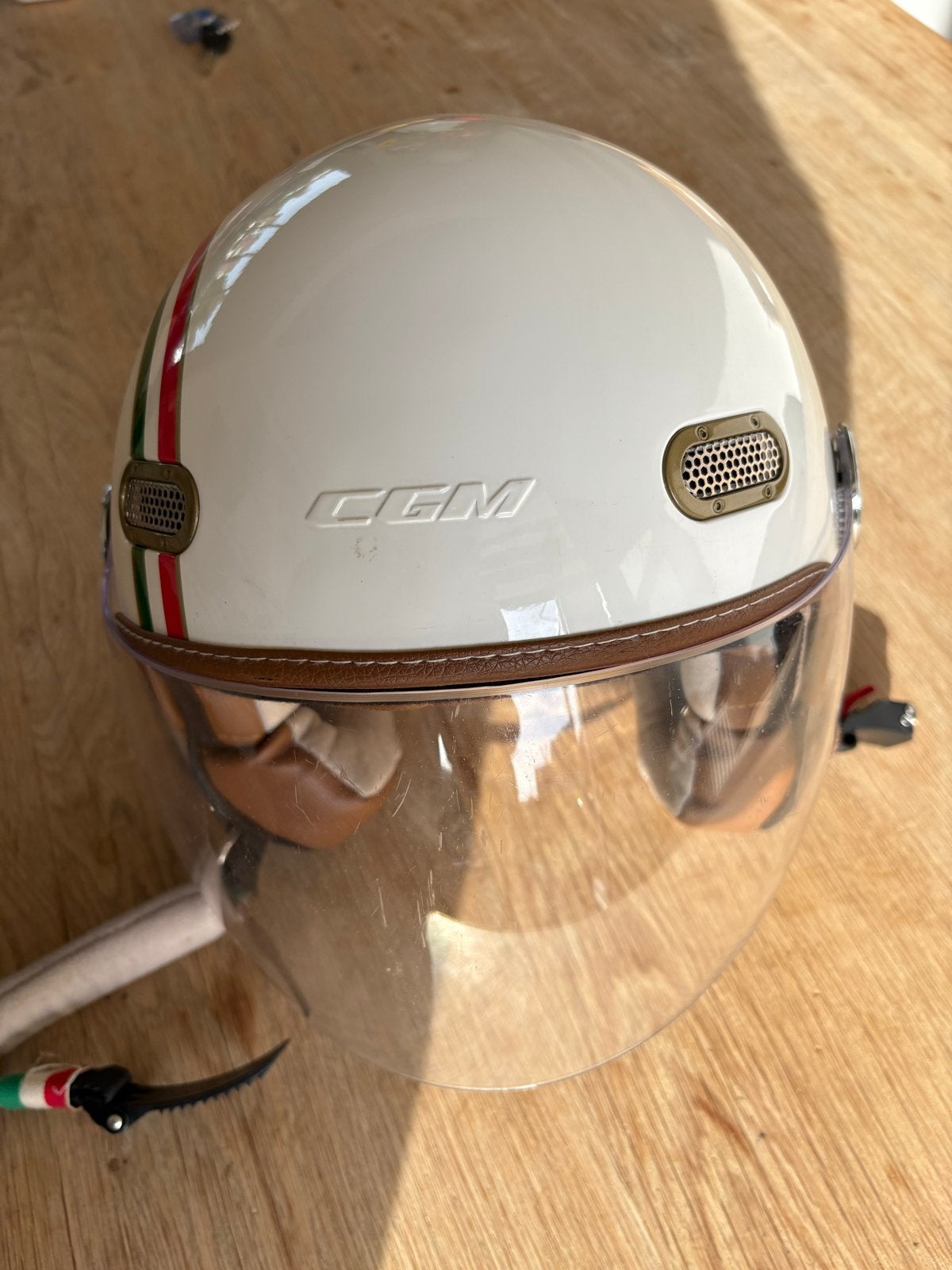 CGM Scooterhelm - Wit met Italiaanse strepen, Fietsen en Brommers, Ophalen of Verzenden, Gebruikt, Small