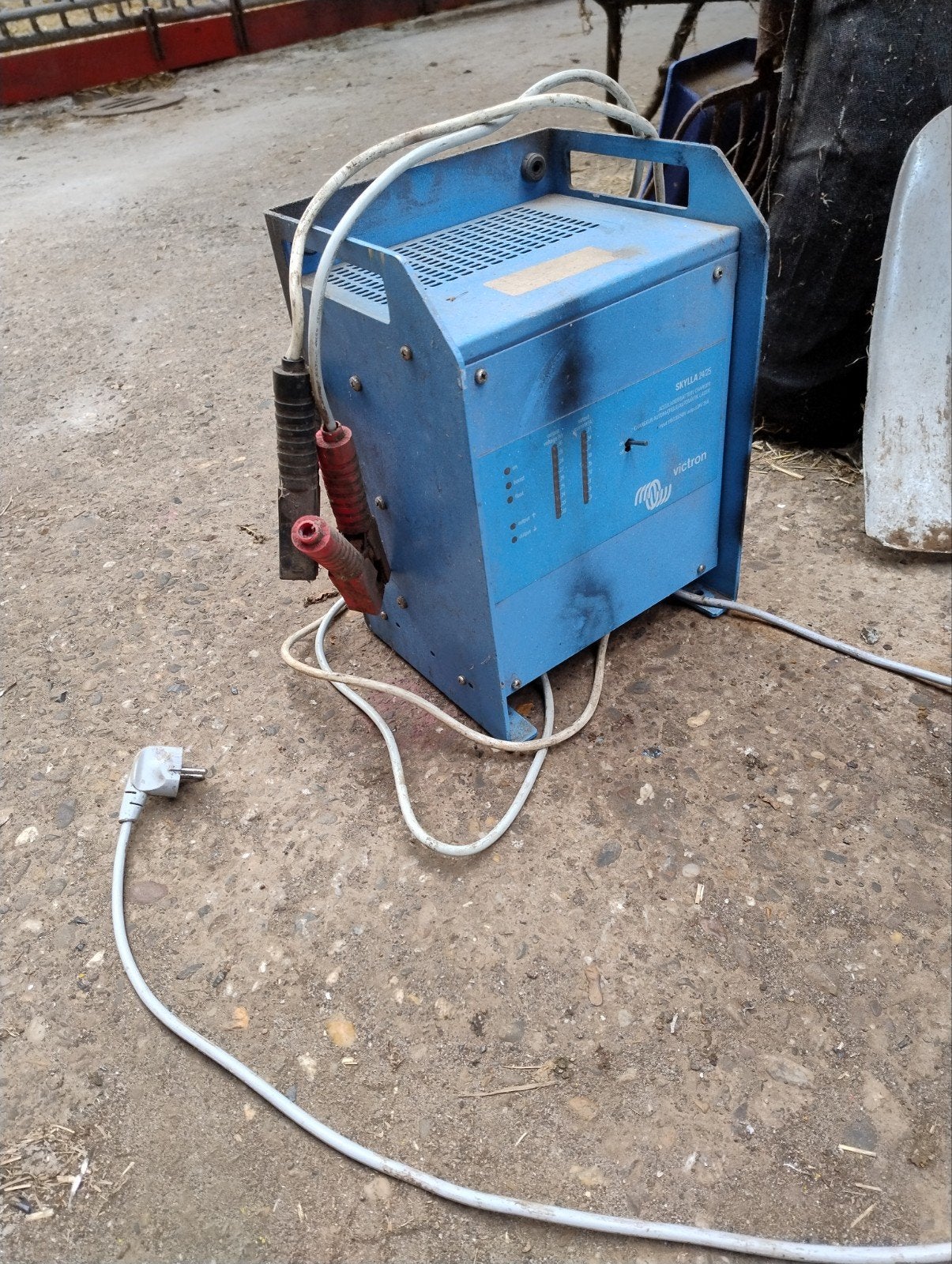 Victron Skylla 24/25 acculader - Gebruikt, Ophalen, Gebruikt