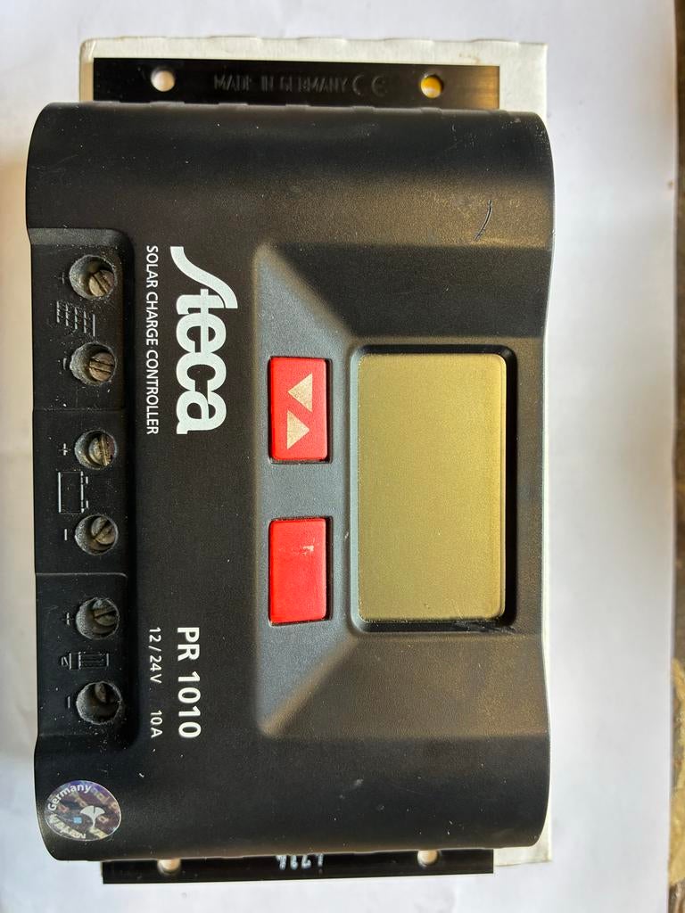 Steca PR 1010 12/24V 10A Solar Laadregelaar, Hobby en Vrije tijd, Elektronica-componenten, Gebruikt, Ophalen of Verzenden