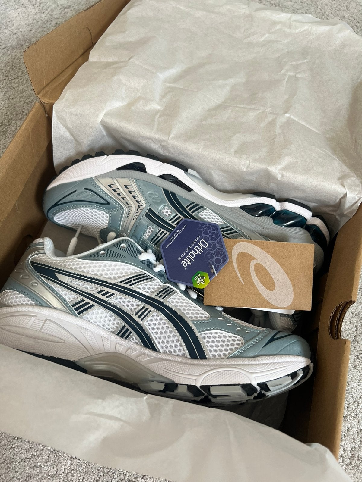 Asics kayano 14, Ophalen of Verzenden, Nieuw, Overige kleuren