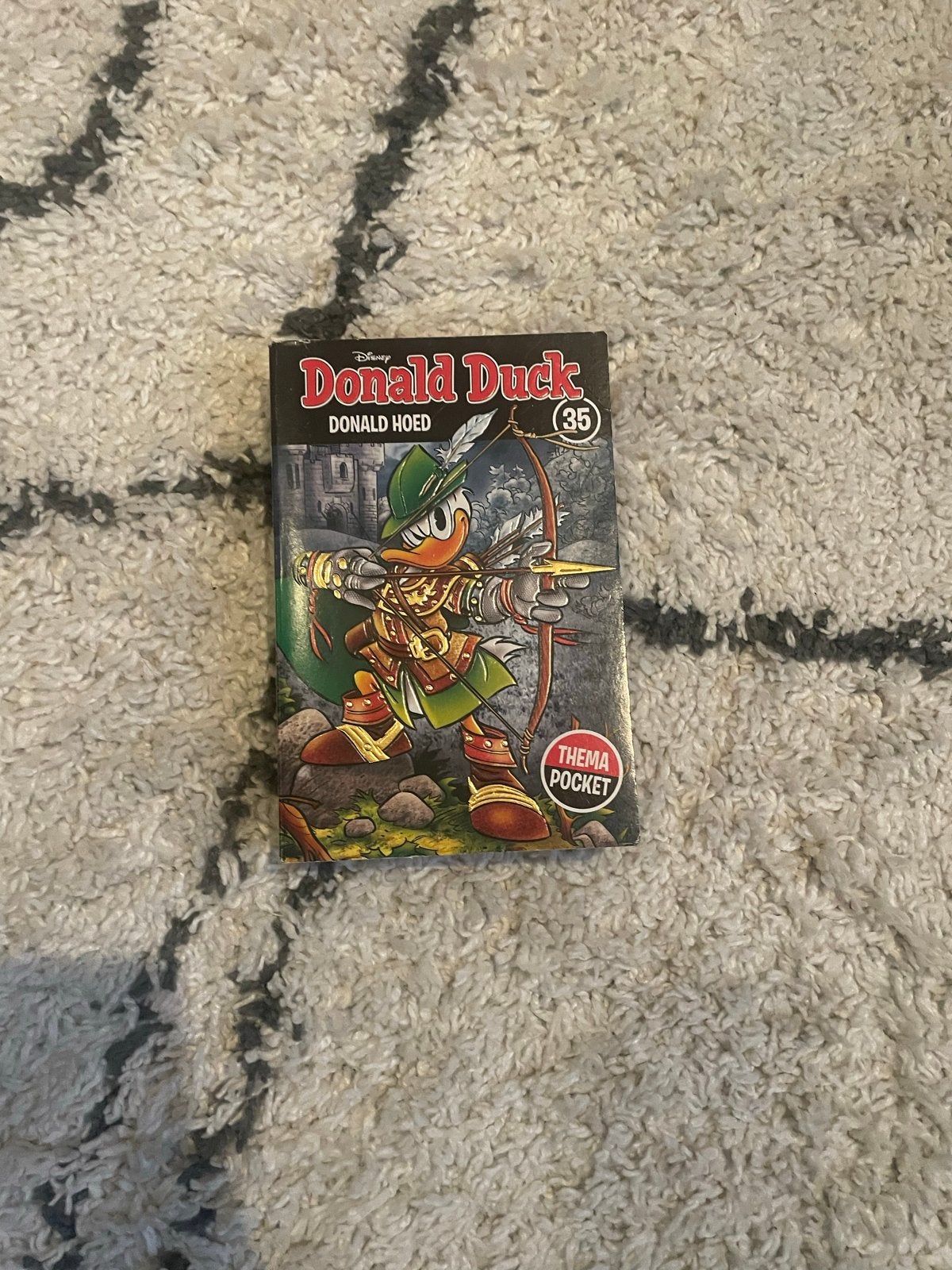 Donald Duck Thema Pocket 35: Donald Hoed, Boeken, Eén stripboek, Ophalen of Verzenden, Zo goed als nieuw
