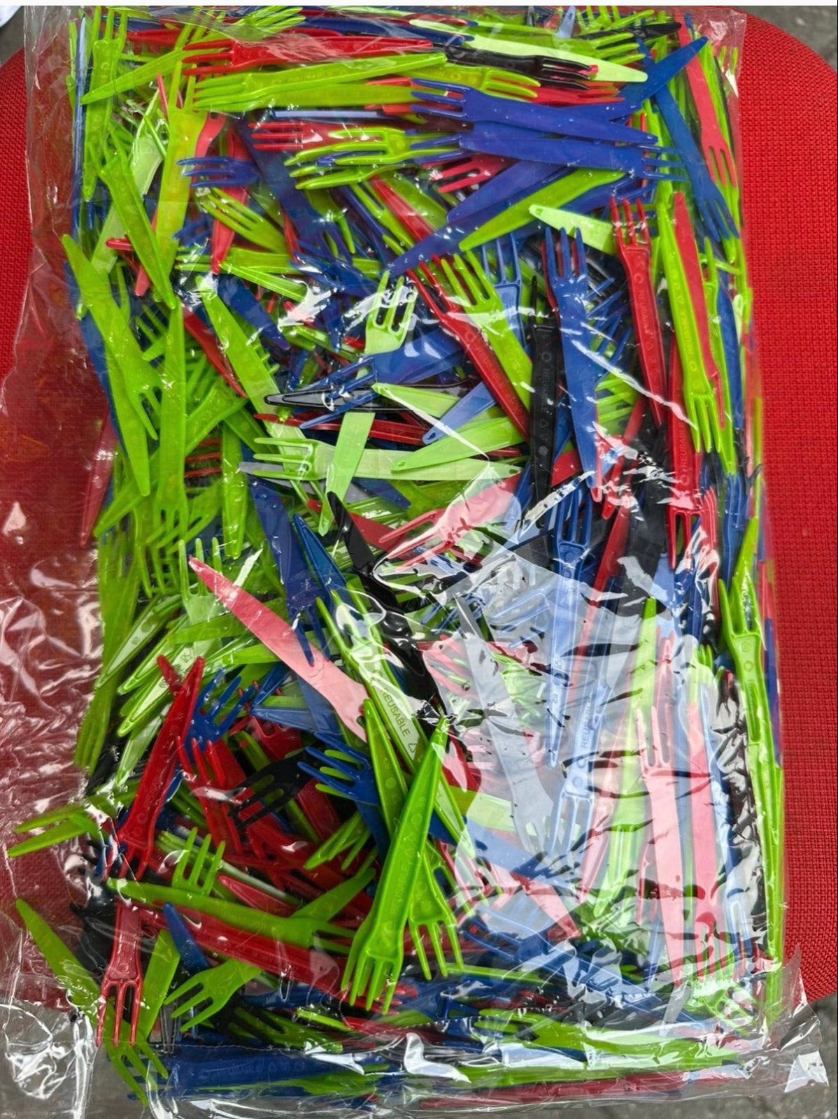 Gekleurde Plastic Frietvorkjes - 1000 Stuks, Ophalen of Verzenden, Nieuw, Kunststof, Meerkleurig