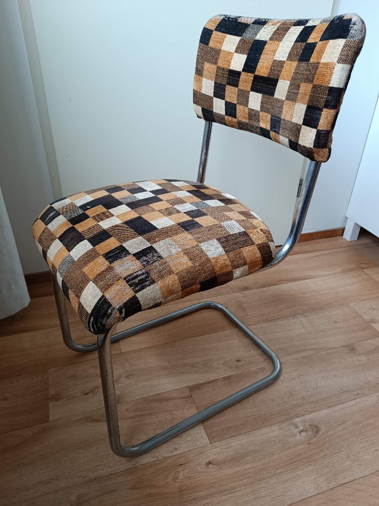Buisframe eetkamerstoel model Gispen, Ophalen