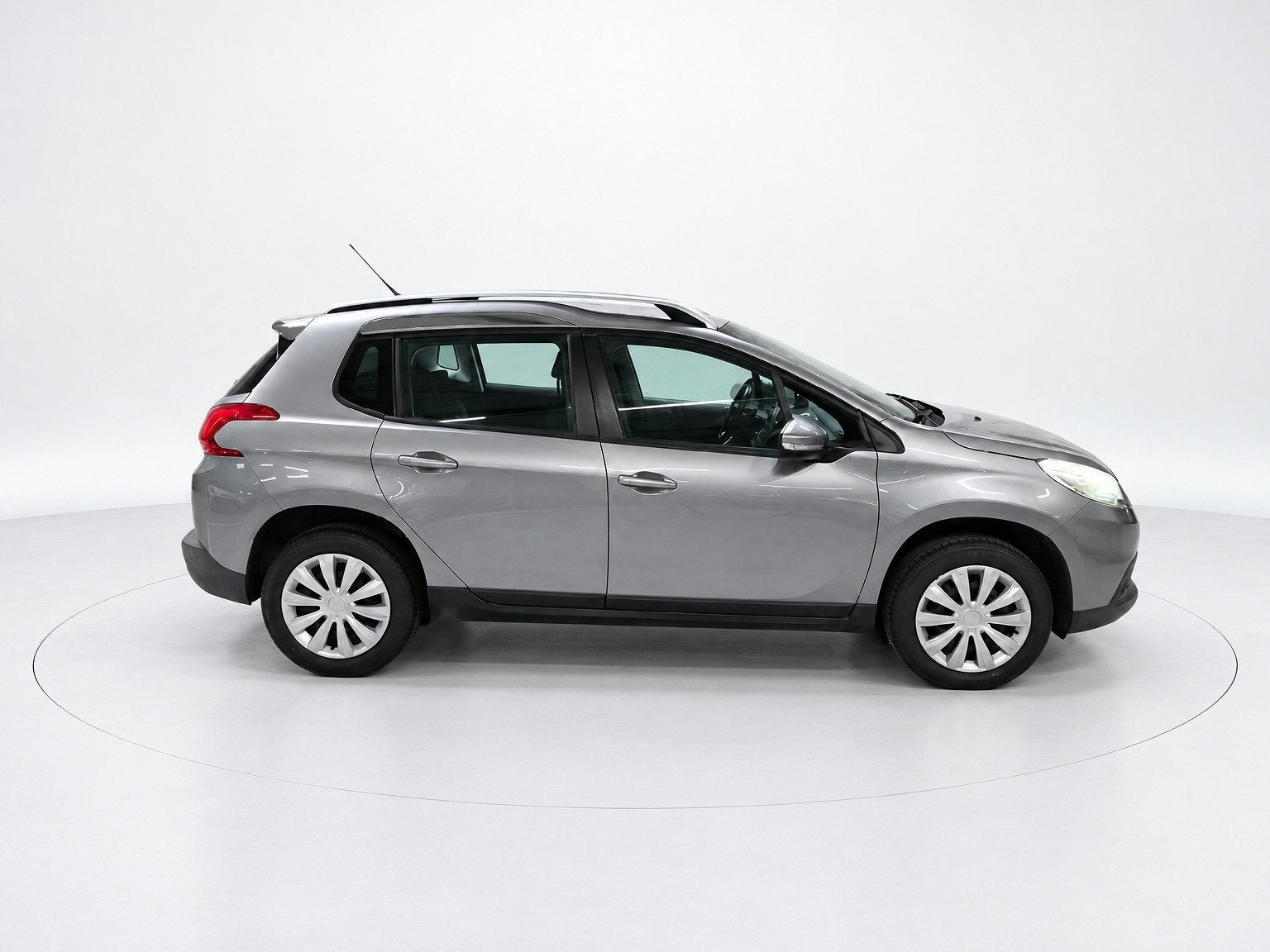Peugeot 2008 1.2 VTi Active Pack Premium|Cruise|Airco|PDC, Voorwielaandrijving, Euro 5, Stof, Zwart