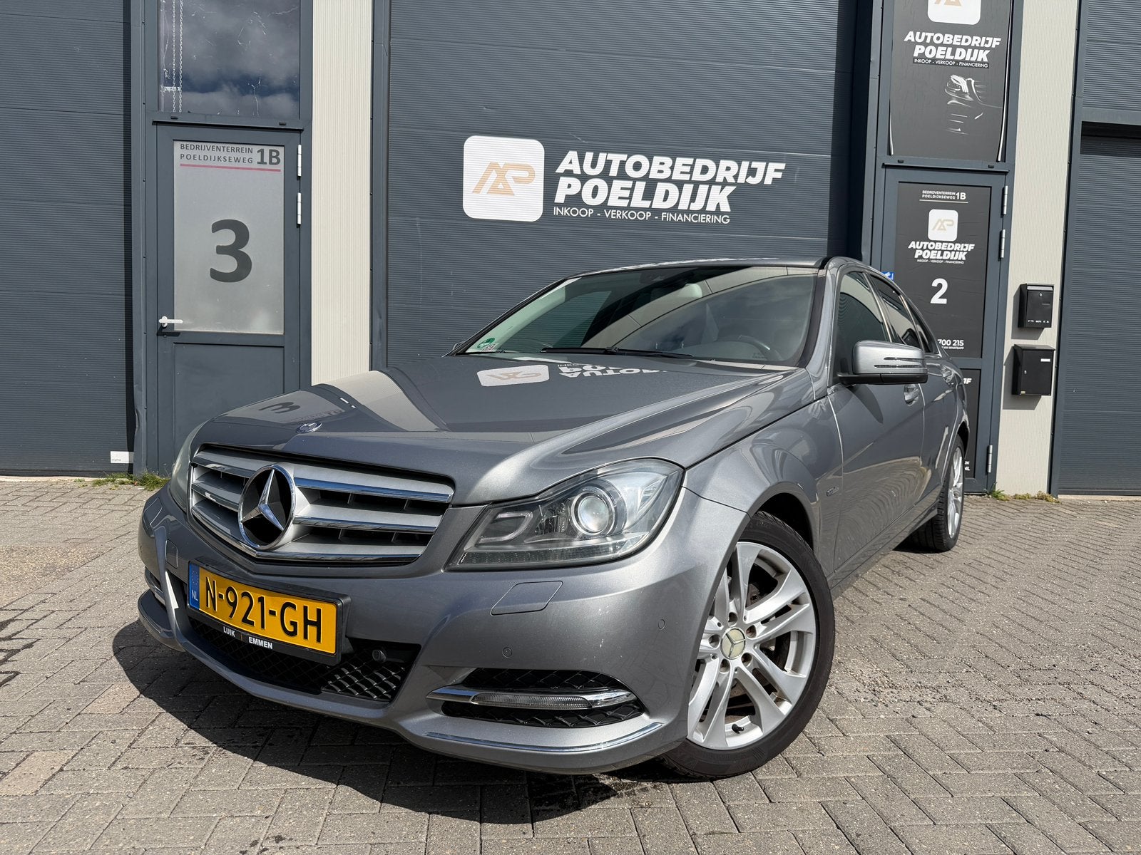 Mercedes-Benz C-Klasse 1.8 C200 Benz Sedan AUT 2011 Xenon, Auto's, 1800 kg, Zwart, 4 cilinders, 1405 kg