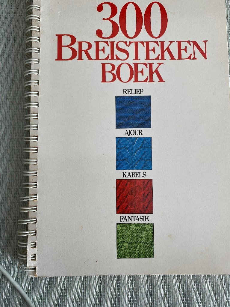 Libelles boek met 300 Breisteken, Verzenden, Gebruikt, Breien, Patroon of Boek