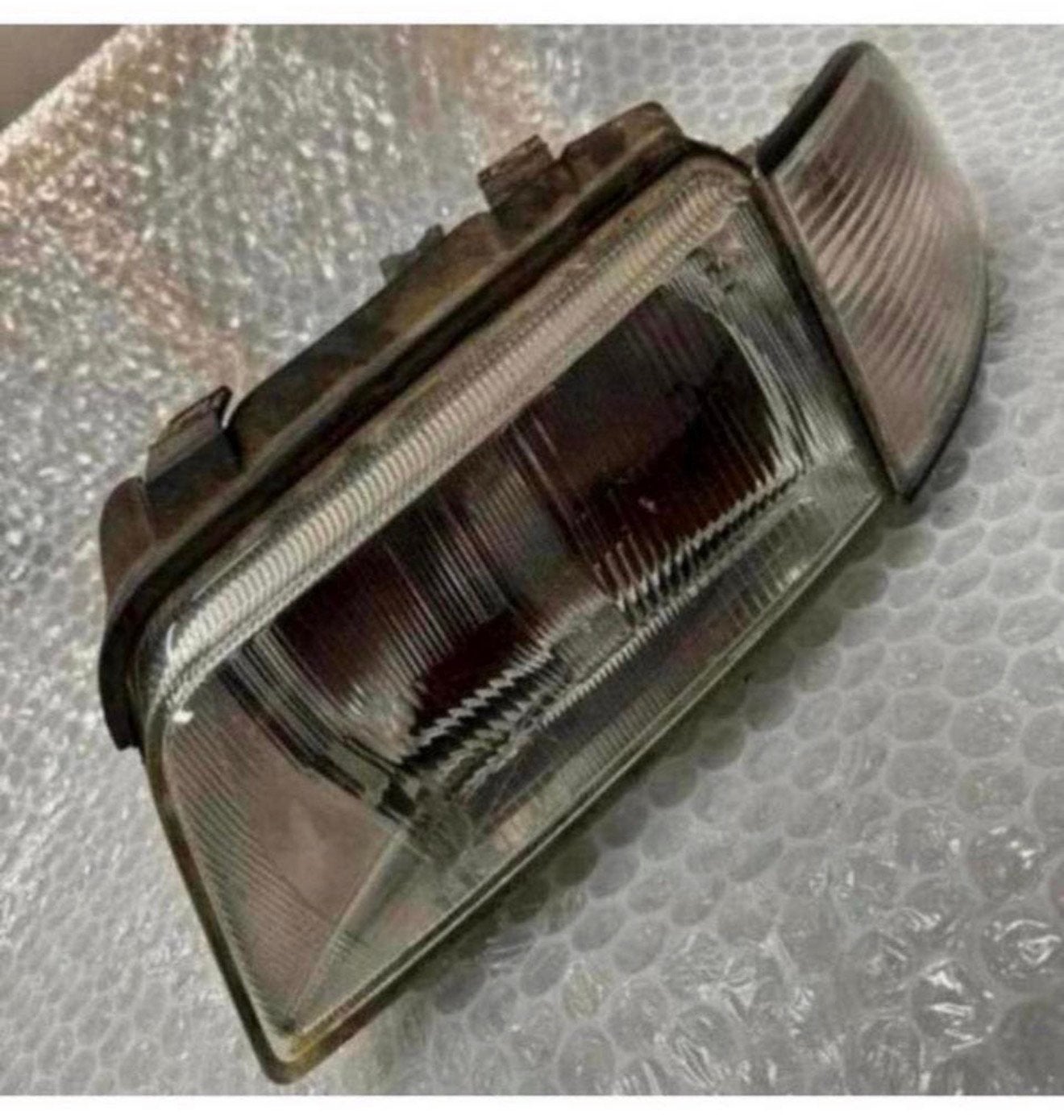 Audi A4 S4 B5 linker koplamp links 8D0941029A + knipperlicht, Gebruikt, Ophalen of Verzenden, H, H