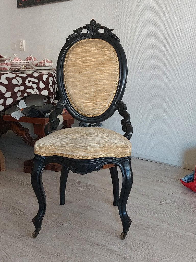 Stoel in stijl van Louis XV of Louis XVI, Antiek en Kunst, Antiek | Meubels | Stoelen en Banken, Ophalen