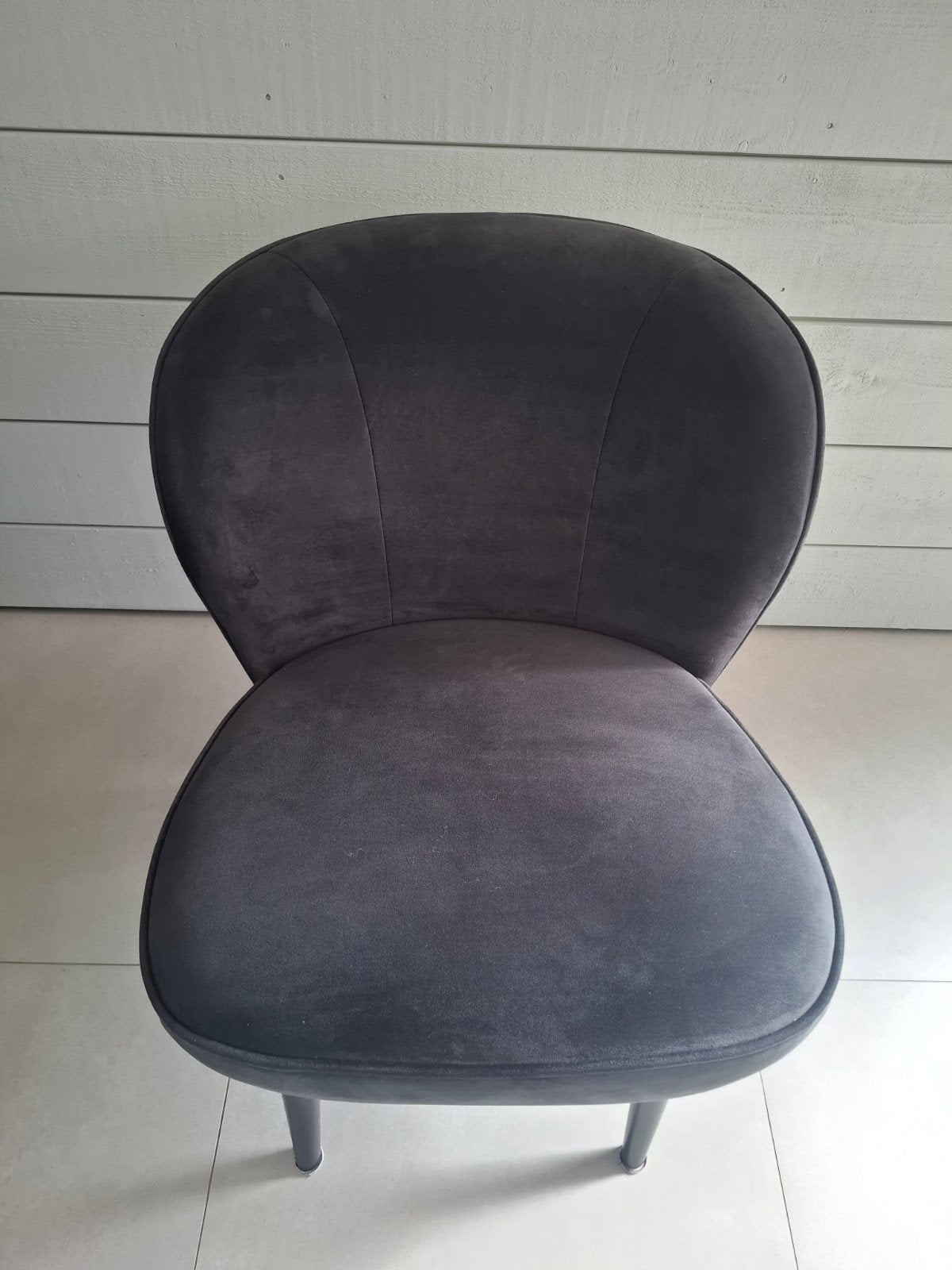 Antracietgrijze fluwelen fauteuil Sara WOOOD, Ophalen, Zo goed als nieuw, Eén, Modern