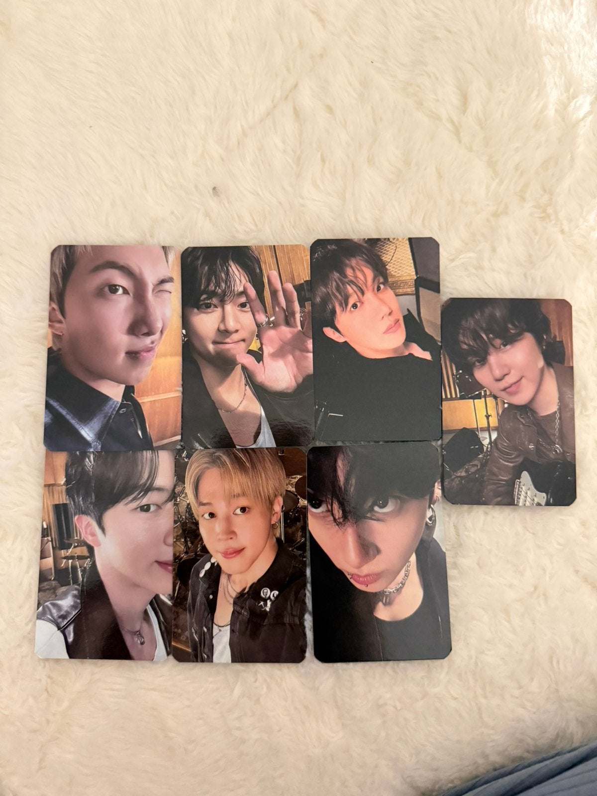 bts arirang photocards, Ophalen of Verzenden, Zo goed als nieuw, Foto of Kaart
