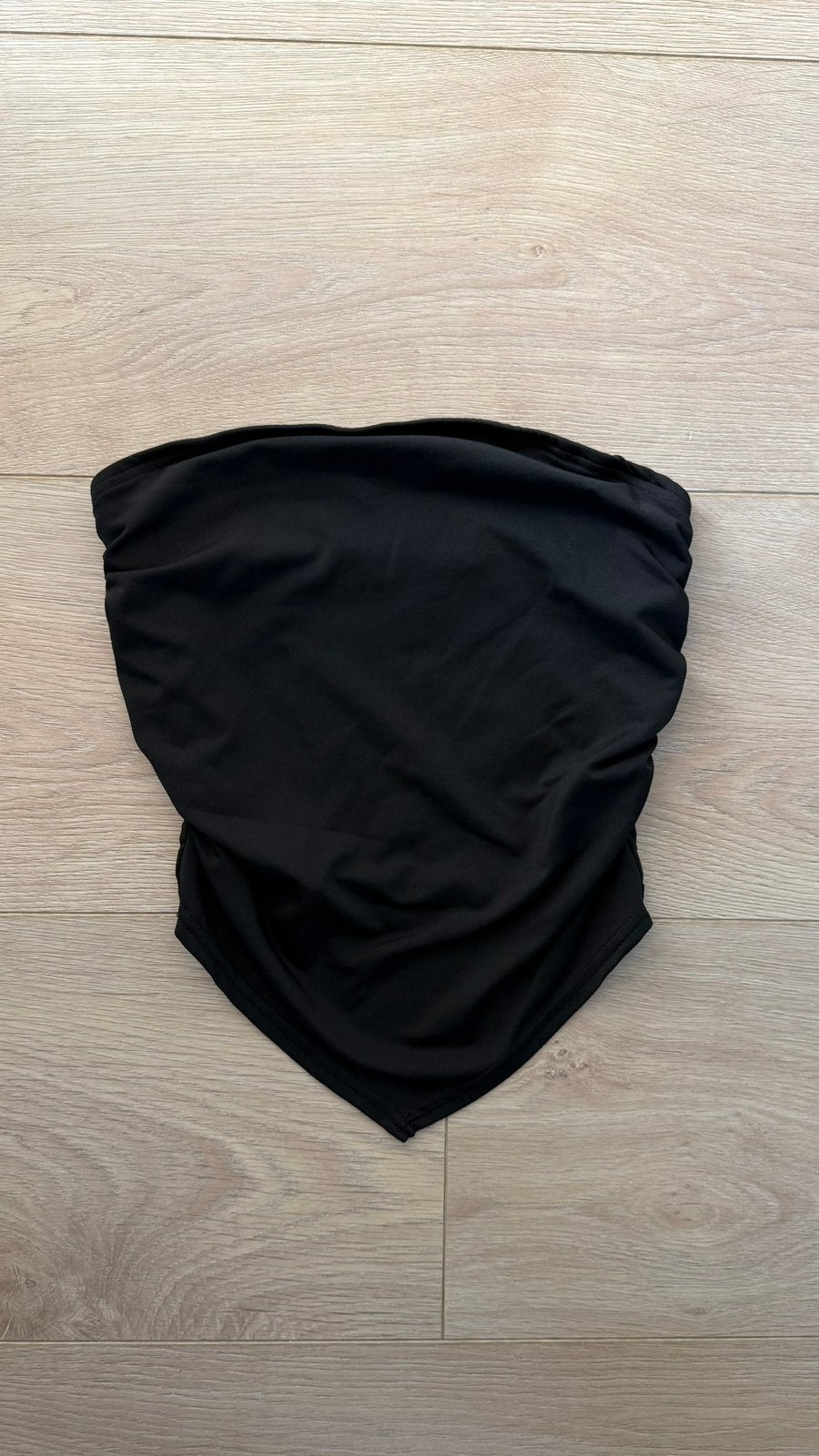 Nieuw zwart off shoulder bandeau top maat xs, Zwart, Nieuw, Ophalen of Verzenden, Korte mouw