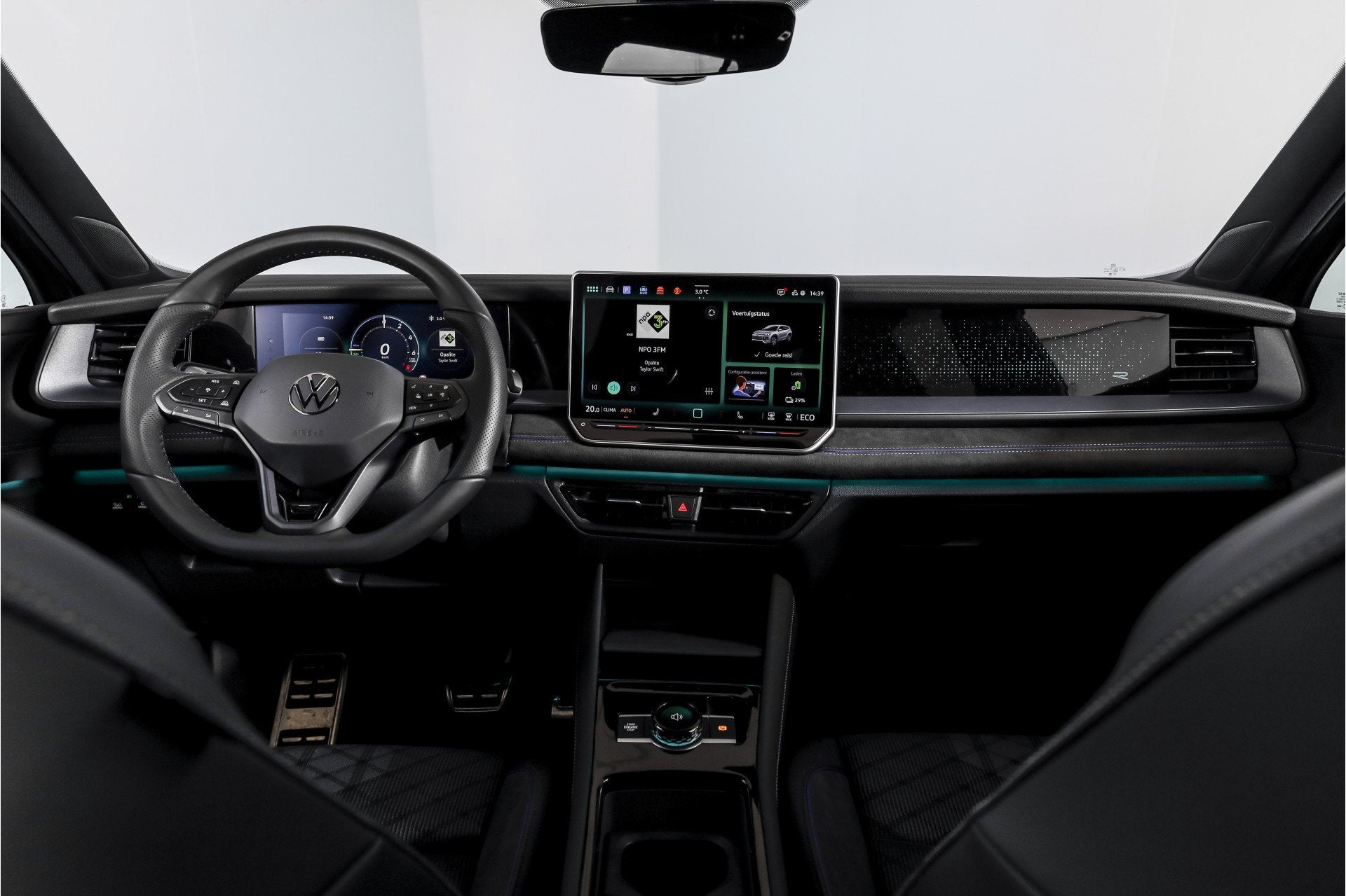 Volkswagen Tayron 1.5 eHybrid 272 PK R-Line Edition | Black, 12 maanden, Stof, 4 cilinders, 1848 kg