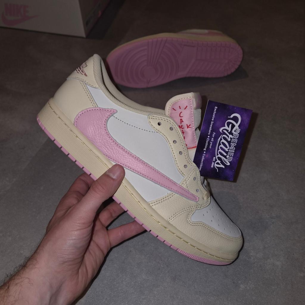 Air Jordan 1 Low Travis Scott Shy Pink 41 t/m 45, Kleding | Heren, Schoenen, Ophalen of Verzenden, Nieuw, Overige kleuren