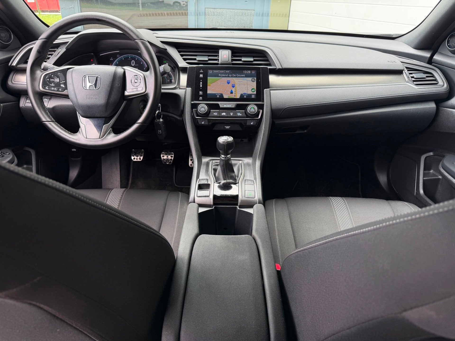 Honda Civic 1.0 i-VTEC Premium ACC Lane Camera Navi Stoelver, Dealer onderhouden, Stof, Gebruikt, Zwart