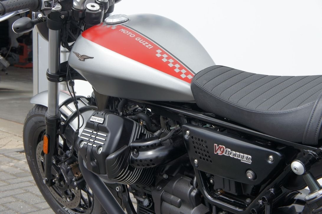 MOTO GUZZI V 9 BOBBER (bj 2017) 18,886 km, 853 cc, 2 cilinders, Motorrijbewijs A, Bedrijf