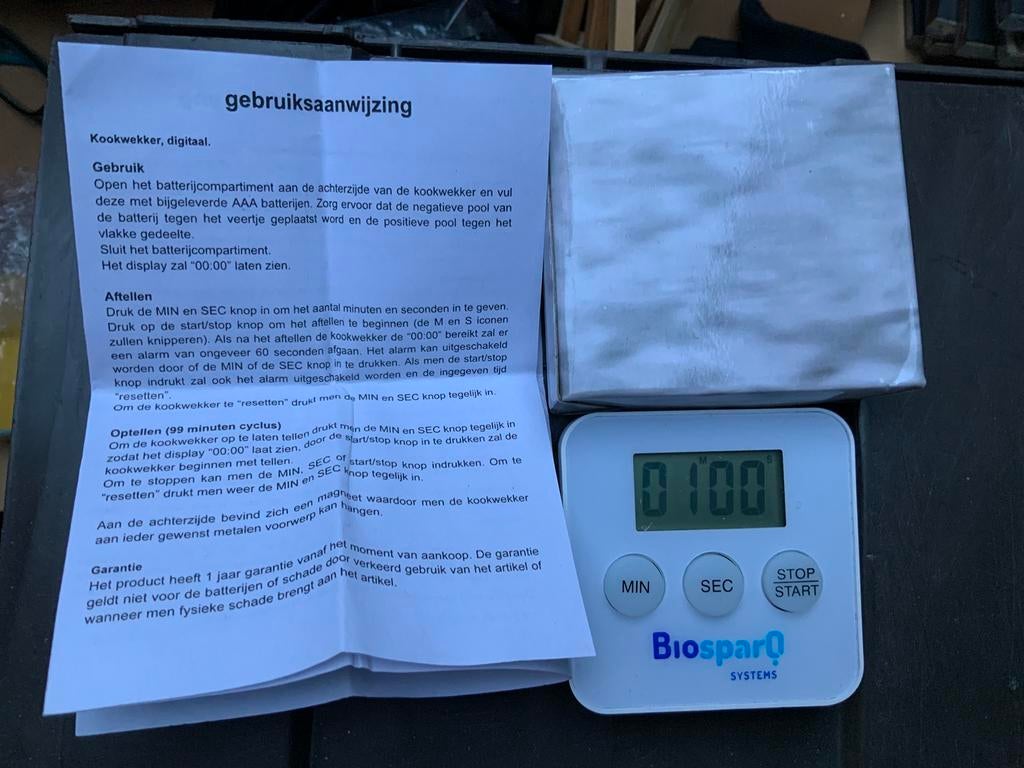 Nieuw digitaal alarm klokje. Incl.gebruiksaanwijzing, Ophalen of Verzenden, Zo goed als nieuw