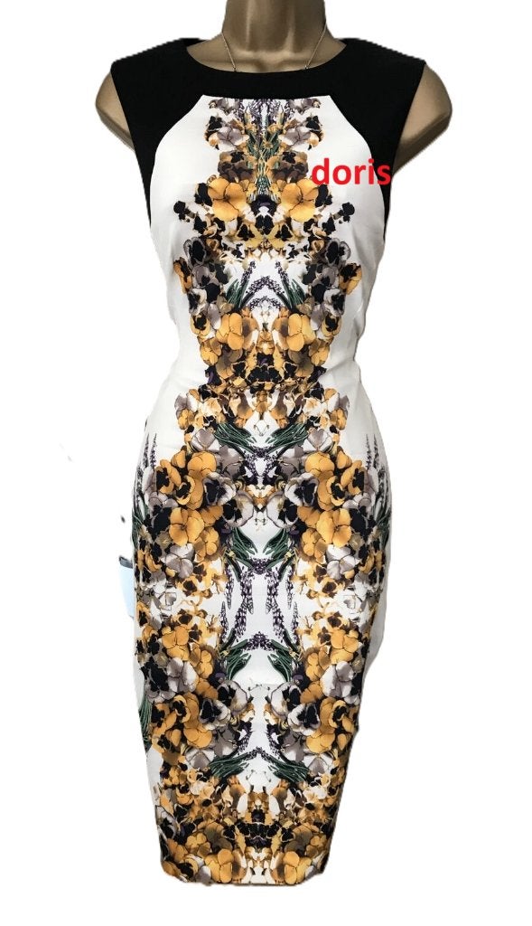 Karen Millen jurk maat 16/44, Kleding | Dames, Jurken, Maat 42/44 (L), Ophalen of Verzenden, Zo goed als nieuw, Boven de knie