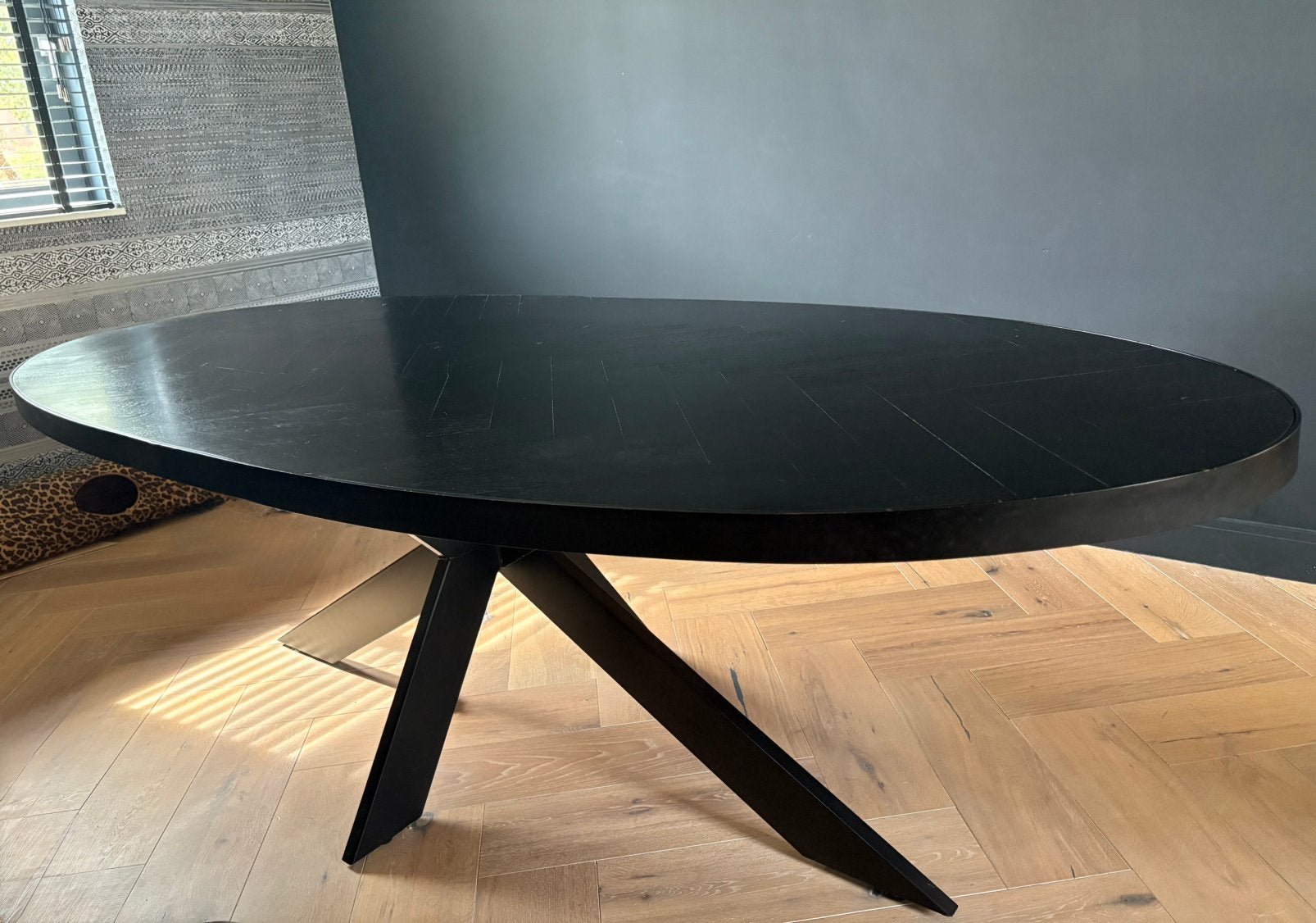 Ovale zwarte eettafel, Ophalen, Gebruikt, 100 tot 150 cm, 200 cm of meer