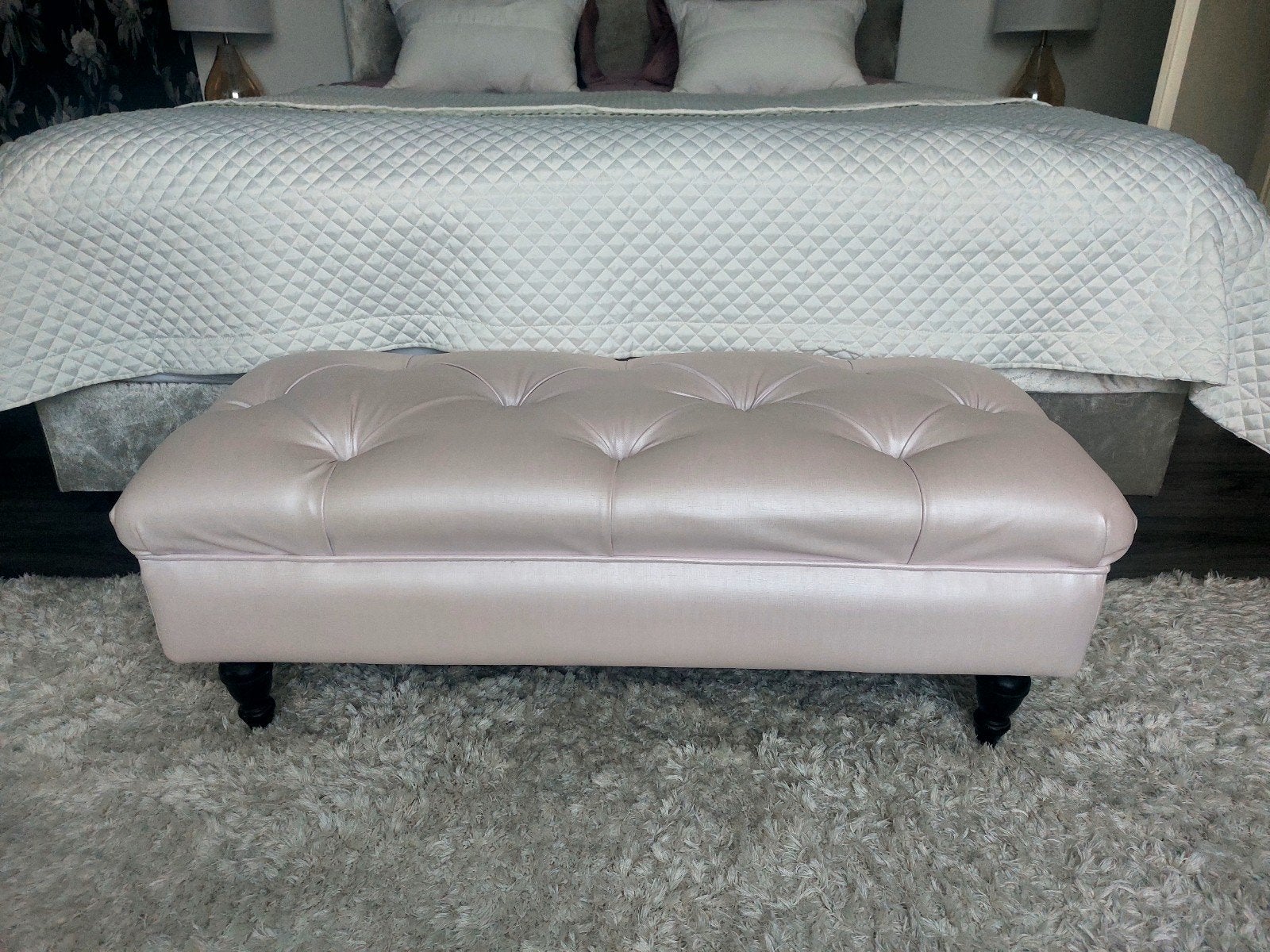 Luxe Roze Hocker/Voetenbank met Gecapitonneerd Design, Ophalen, Modern, Klassiek, Glamour, 100 tot 125 cm, Zo goed als nieuw