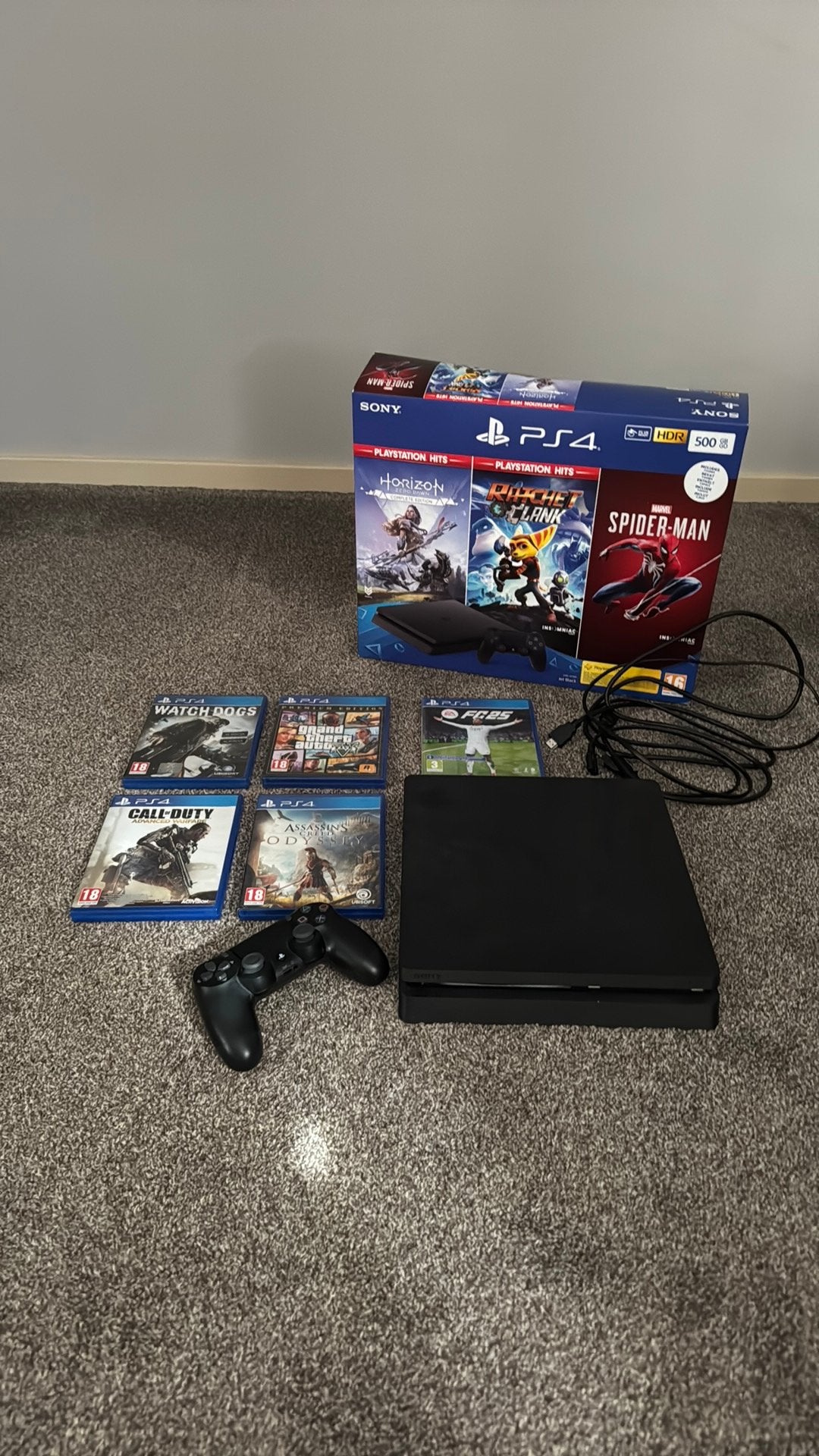 Playstation 4 slim, 500 GB, Spelcomputers en Games, Ophalen of Verzenden, Zo goed als nieuw, Met 1 controller, Slim