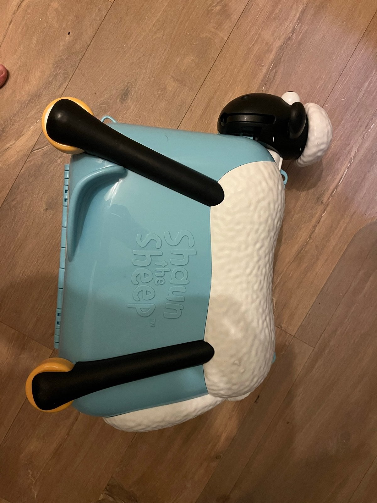 Shaun het Schaap kinderkoffer / ride-on koffer, Ophalen, Gebruikt