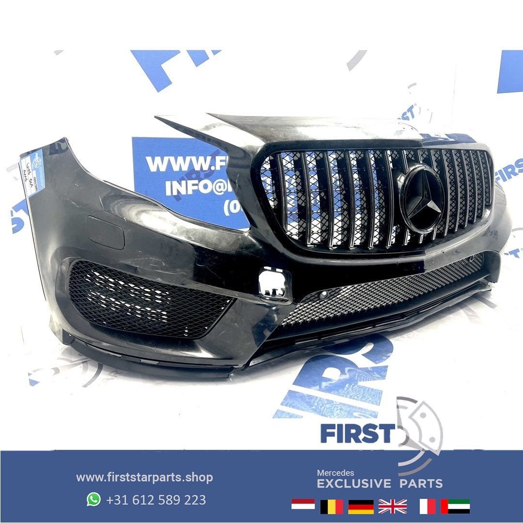 W156 GLA AMG BUMPER X156 VOORBUMPER ZWART WIT GRIJS PRE FACE, Auto-onderdelen, Carrosserie en Plaatwerk, Gebruikt, -, Voor, Ophalen of Verzenden