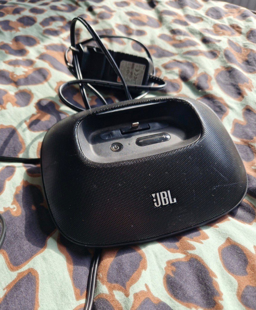 JBL OnBeat Micro Speaker Dock • Zwart, Ophalen of Verzenden, Gebruikt, Audiokanaal 2, JBL