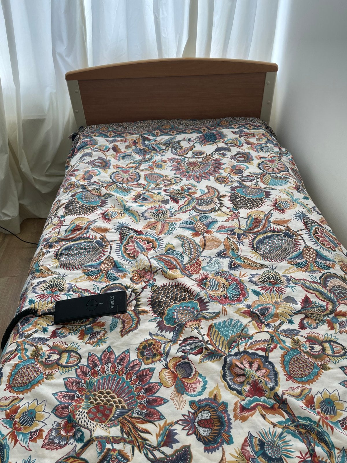 Seniorenbed eenpersoons met electrische lattenbodem., Ophalen, Gebruikt, Eenpersoons, 90 cm