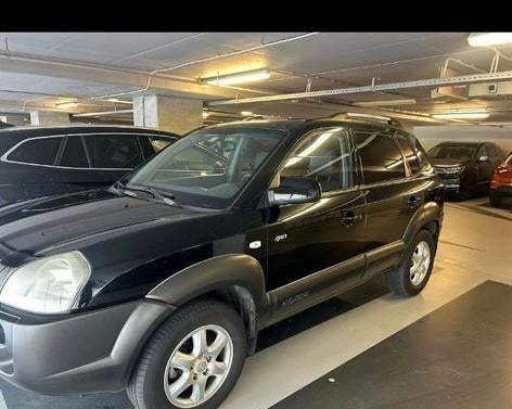 Hyundai Tucson 2.7 I 4WD AUT 2005 Zwart, Automaat, 2656 cc, Zwart, Vierwielaandrijving