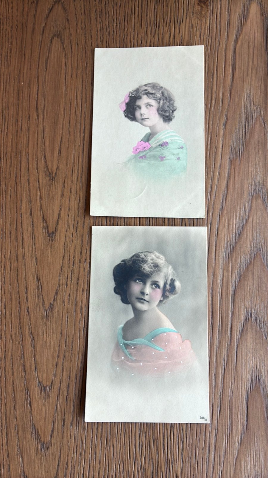 2 mooie meisjes portretjes. 1925, Verzenden, 1920 tot 1940