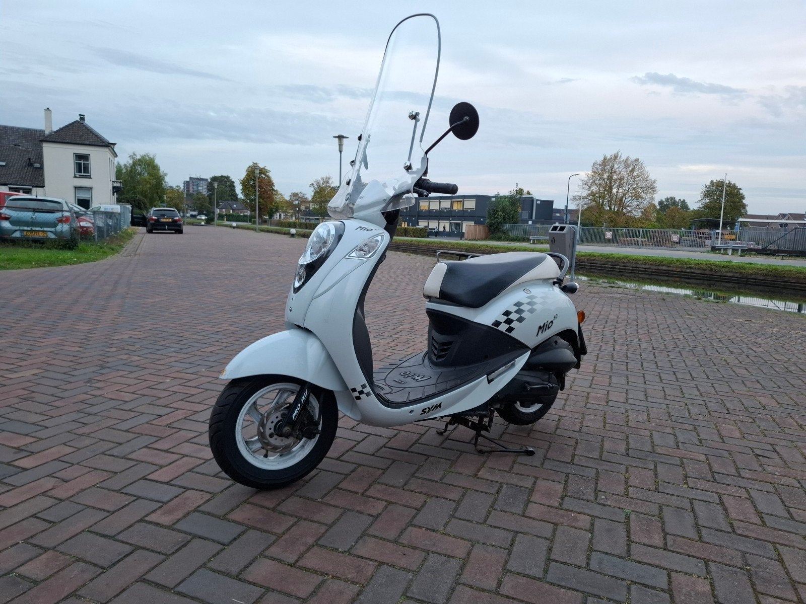 Keurige Sym Mio Sport, Ophalen, VLIJTSEWEG 17-2, 7317 AC. APELDOORN, Sym, 49 cc