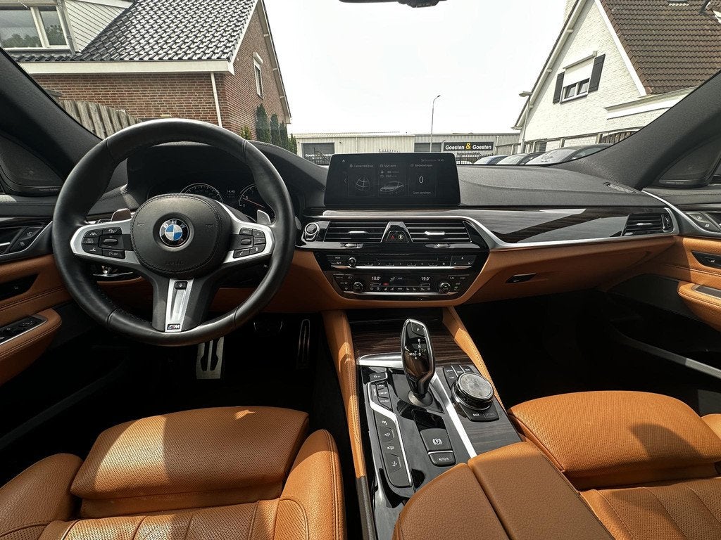 BMW 6-serie Gran Turismo 640i xDrive M-Sport|Night vision|Ad, Auto's, Automaat, Lichtsensor, Gebruikt, Euro 6