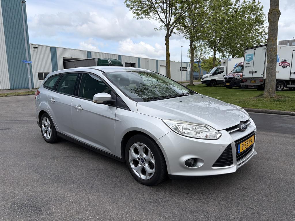 Ford FOCUS Wagon 1.0i EcoBoost Trend 6-Bak 125 PK. Als nieuw, Auto's, Euro 5, Stof, Gebruikt, Handgeschakeld