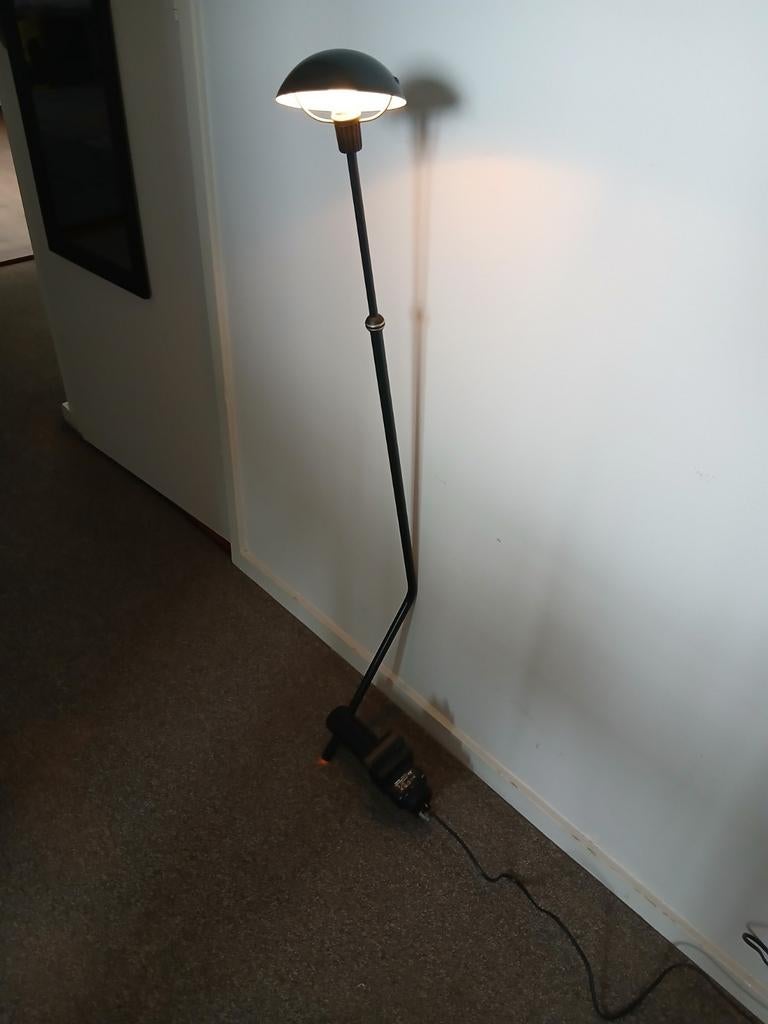 Aupinglamp Aureo, Ophalen