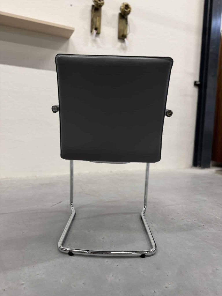 Nieuw Leolux Freyr Eetkamerstoel grijs leer design stoel, Leolux, Info@leolux.nl, Nieuw, Leer