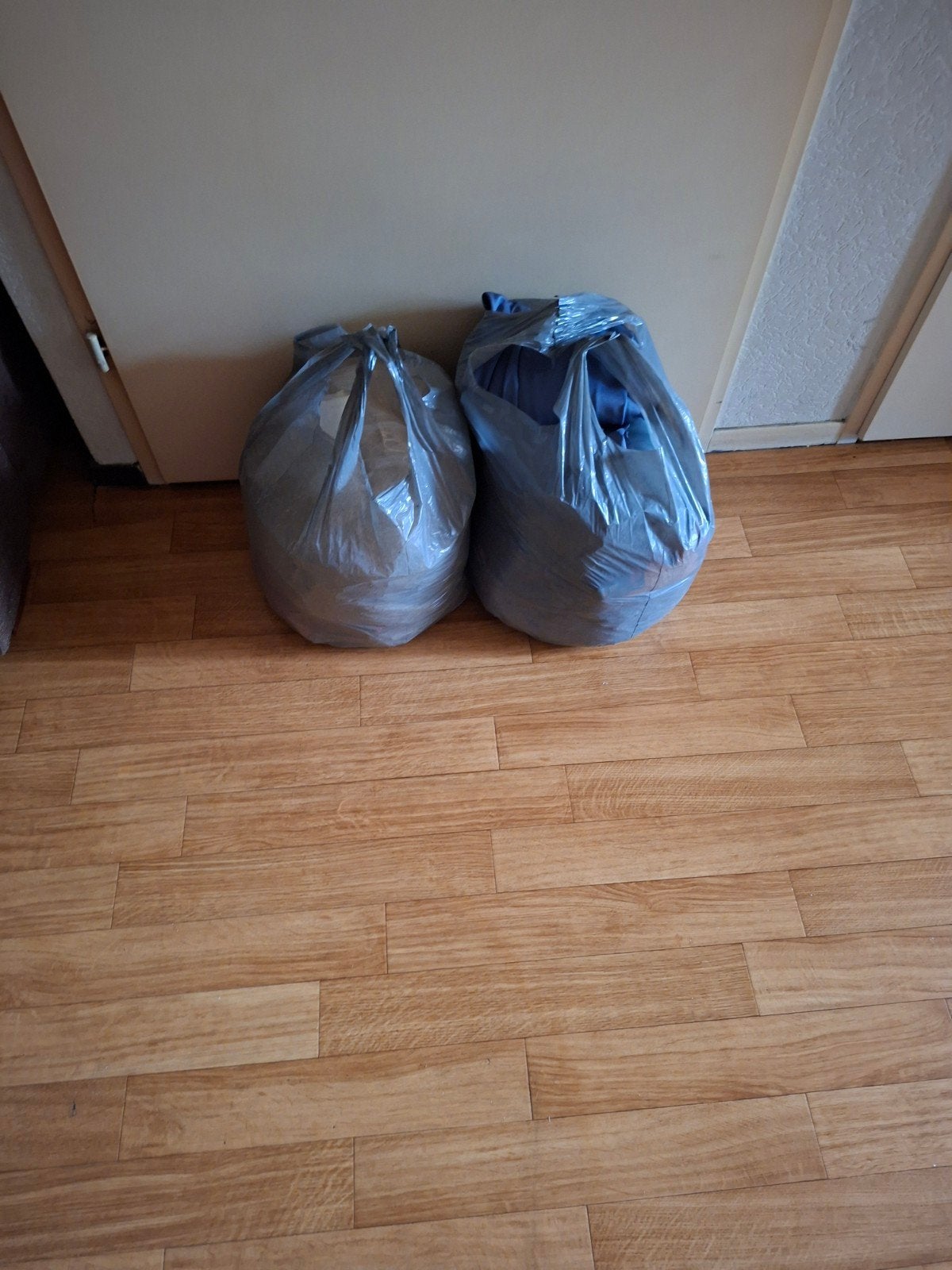 2 zakken met lange damesjurken voor elke gelegenheid., Ophalen, Zo goed als nieuw