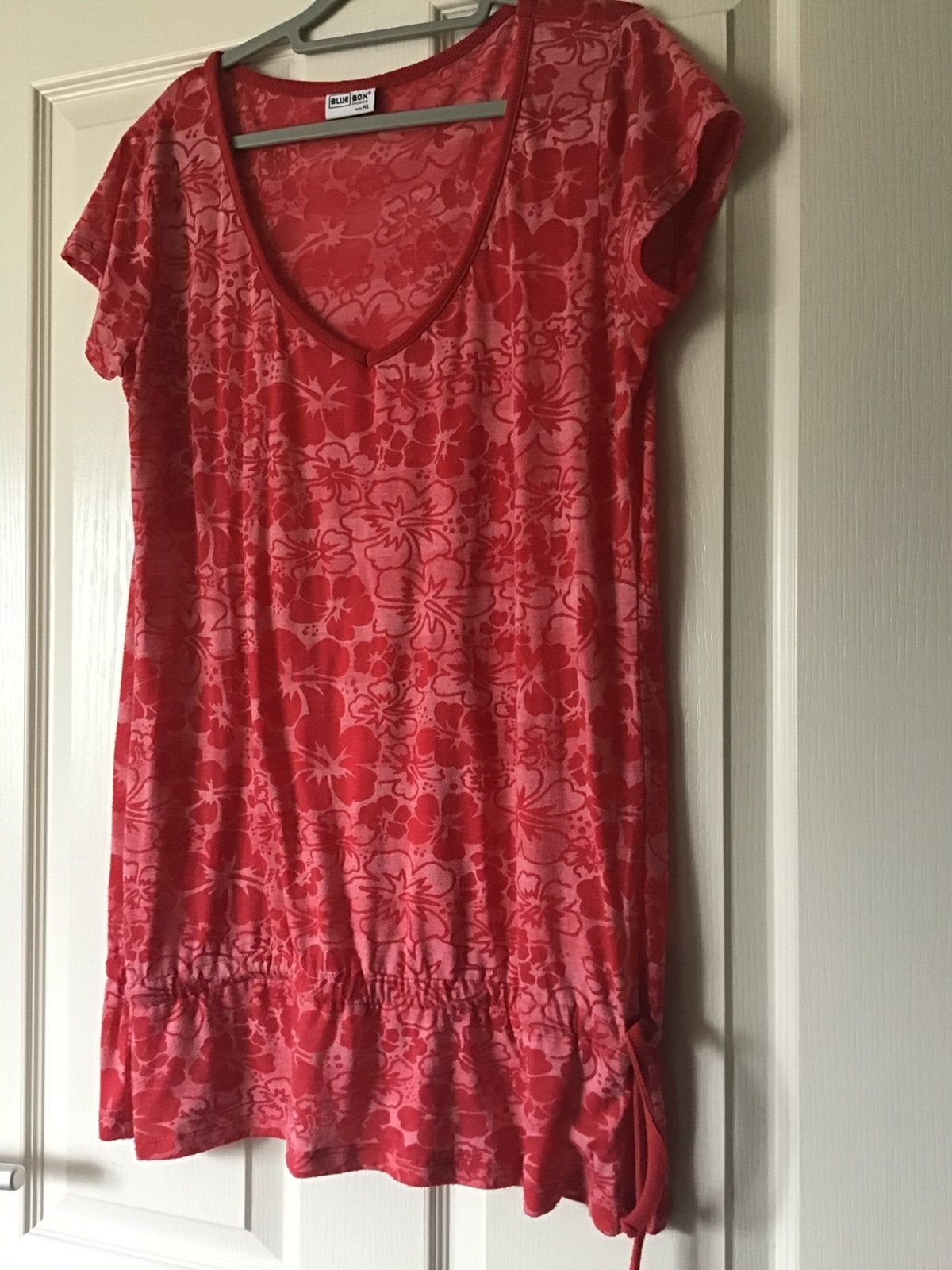 Leuke Tuniek( XL) Blue Box, Ophalen of Verzenden, Gedragen, Maat 46/48 (XL) of groter, Rood