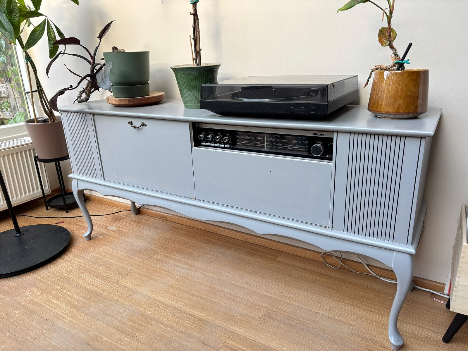 Vintage radiomeubel Philips, Huis en Inrichting, Ophalen, Gebruikt, Met klep(pen), 150 tot 200 cm