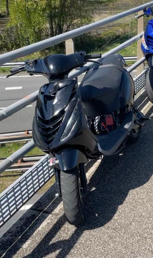 Piaggio zip 70cc, Ophalen, Tweetakt, Maximaal 45 km/u, Zo goed als nieuw