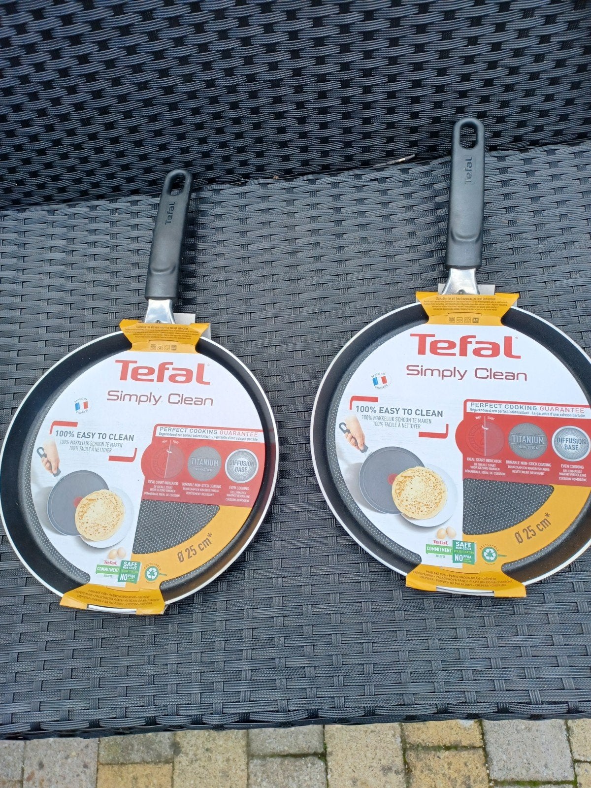 Tefal Simply Clean Franse pannenkoekpan Ø 25 cm, Ophalen of Verzenden, Nieuw, Rvs of Chroom