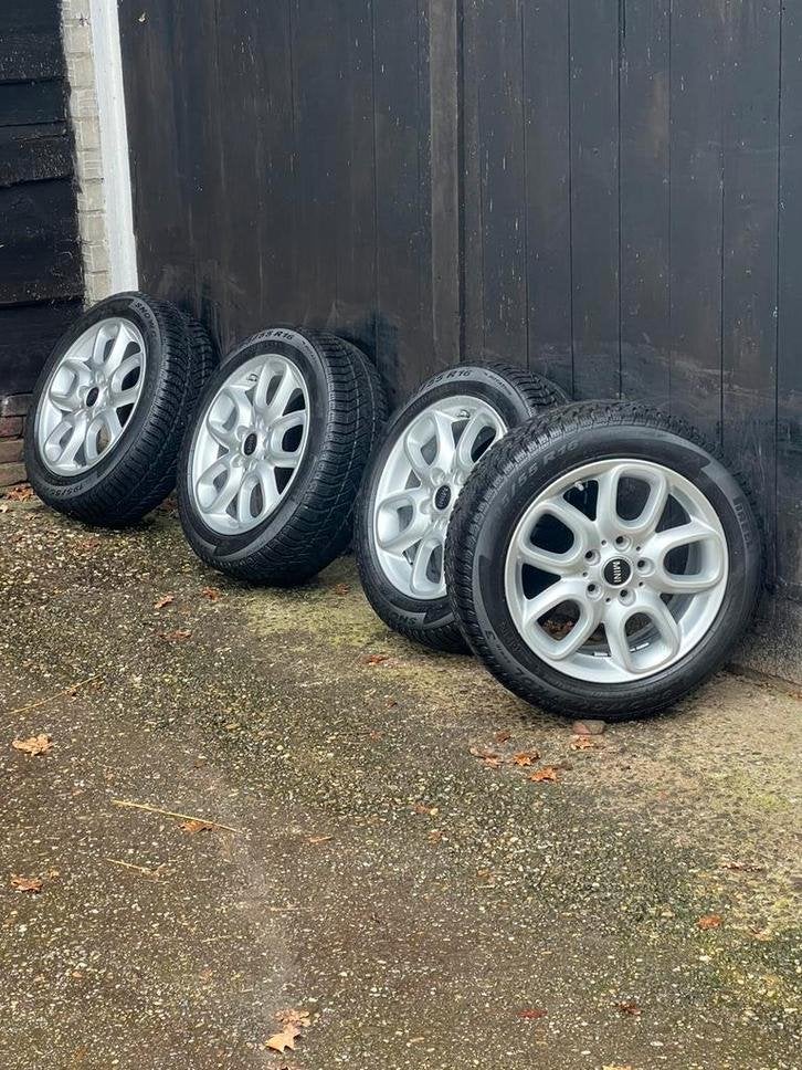 Originele mini Cooper velgen 5x112 195/55R16 TPMS winter 7mm, Niet ingevuld, Gebruikt, 16 inch, Banden en Velgen