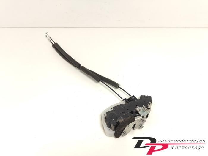 Deurslot Mechaniek 4Deurs rechts-voor van een Nissan Micra, Gebruikt, -, -, Ophalen of Verzenden