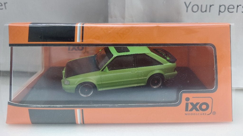 Ixo 1:43 Ford Escort MK4 XR3i 1990 groen/mat zwart nieuw, Ophalen of Verzenden, Nieuw, Auto, Overige merken