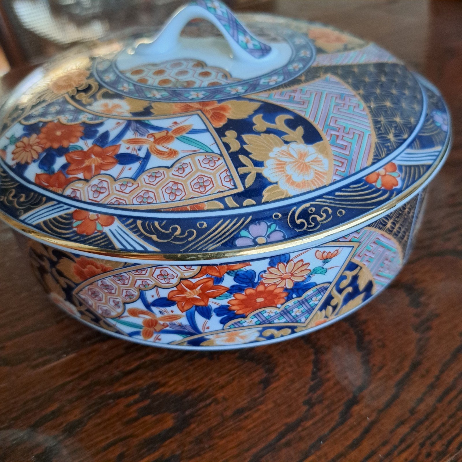 Imari-porseleinen dekselpot - Kobaltblauw, Rood, Goud, Antiek en Kunst, Antiek | Porselein, Ophalen of Verzenden