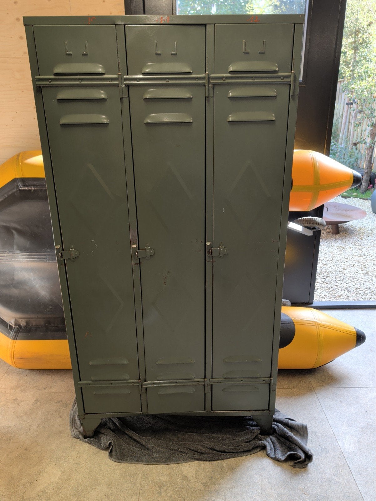 Vintage metalen locker kast - Industrieel design, Ophalen, Gebruikt, Industrieel