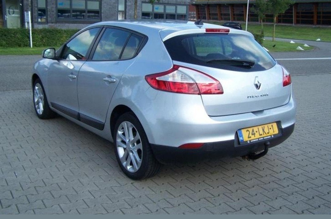 Renault Mégane 1.6 16V 110PK 2010 Grijs, Auto's, 4 cilinders, Handgeschakeld, Particulier, 645 kg