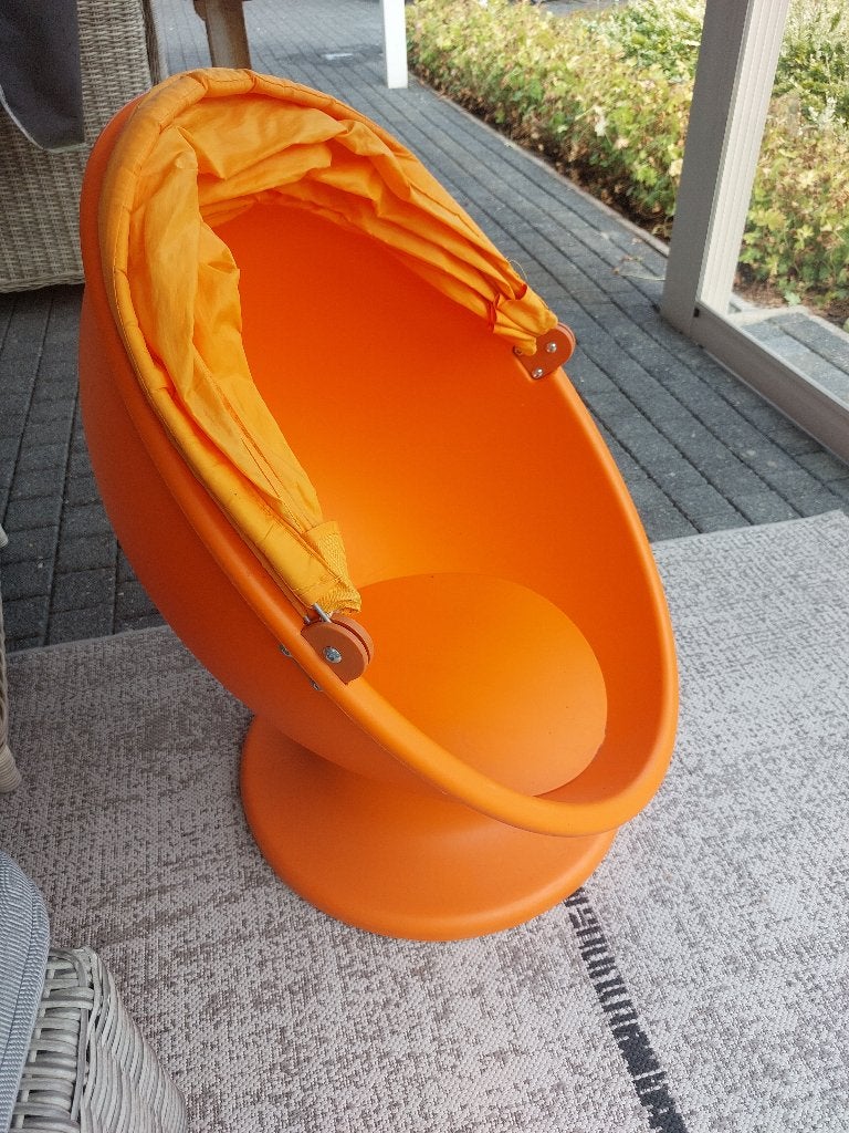 Ikea ei stoel / verstop stoel, Kinderen en Baby's, Kinderkamer | Tafels en Stoelen, Ophalen, Zo goed als nieuw, Stoel(en)