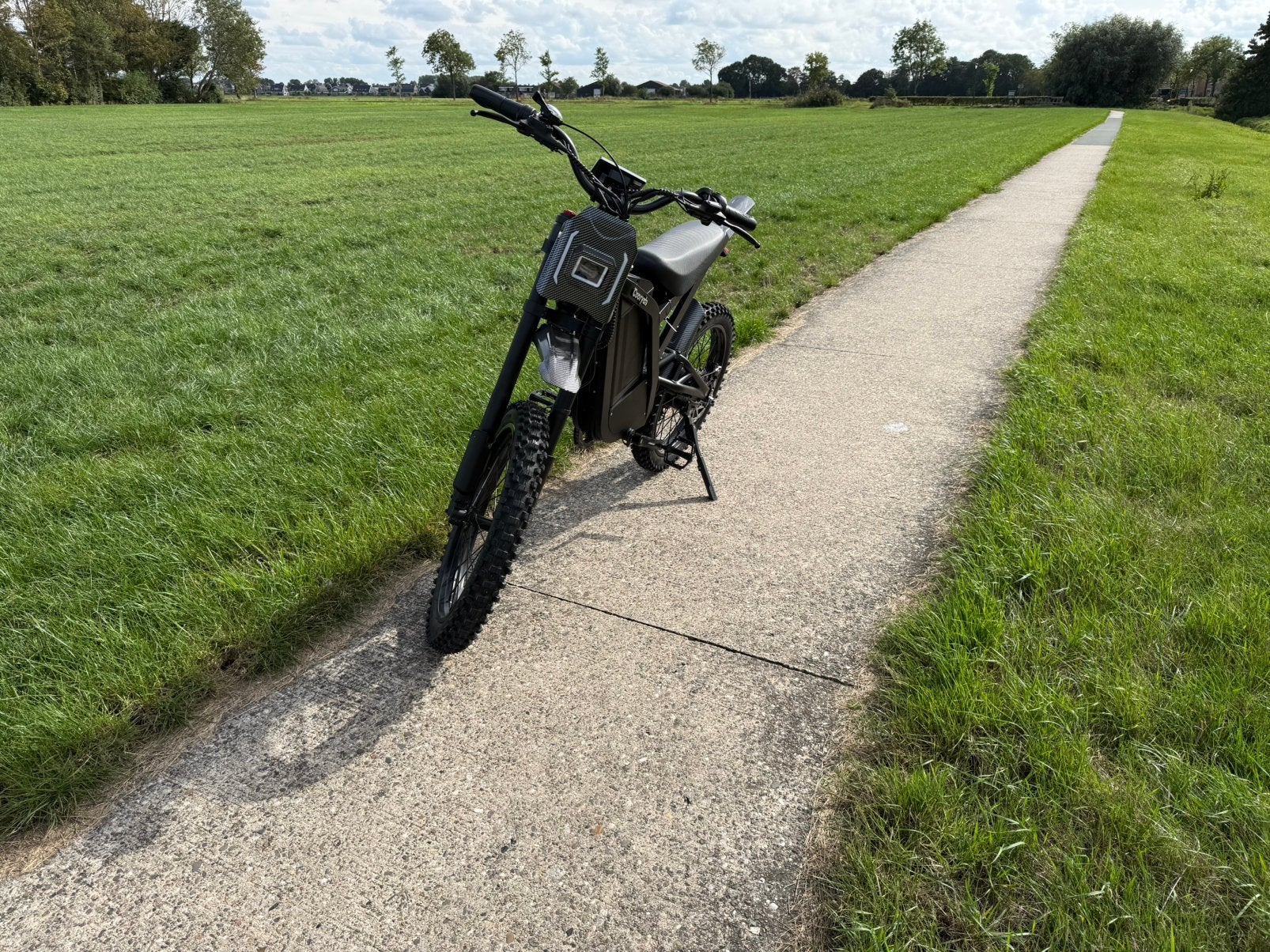 Ouxi GT2000-34km odo-gloednieuw, Fietsen en Brommers, Elektrische fietsen, Zo goed als nieuw, 59 cm of meer, 50 km per accu of meer